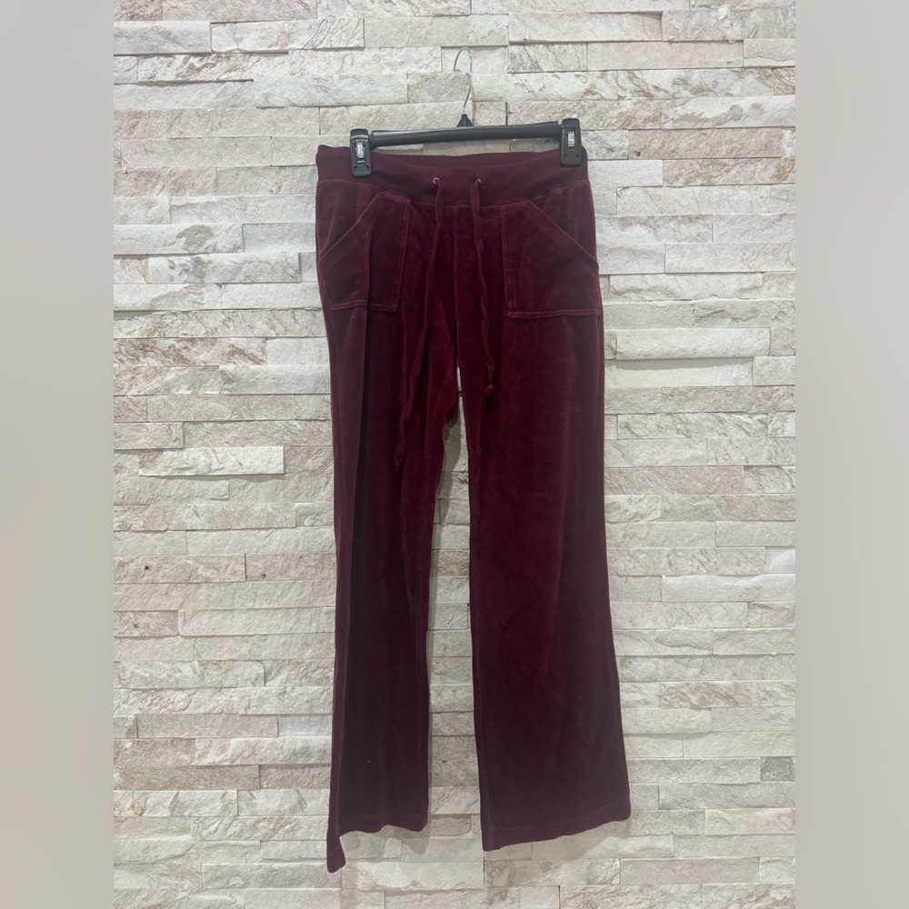 Y2K burgundy Velour jogger pants with pockets. Size-M